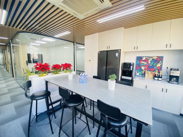 红双喜大厦 45平小户型 45㎡ co-working space — photo