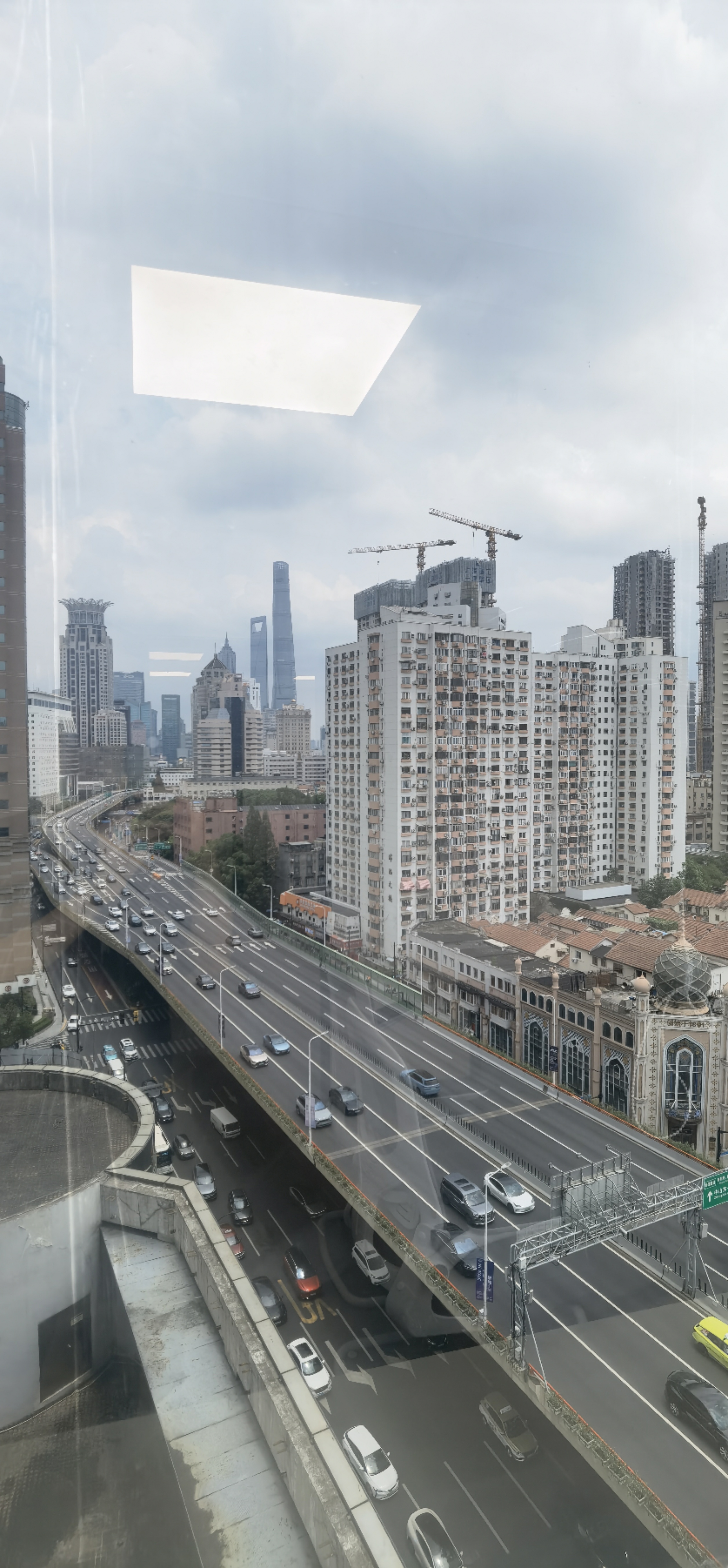 港陆广场(几何空间)